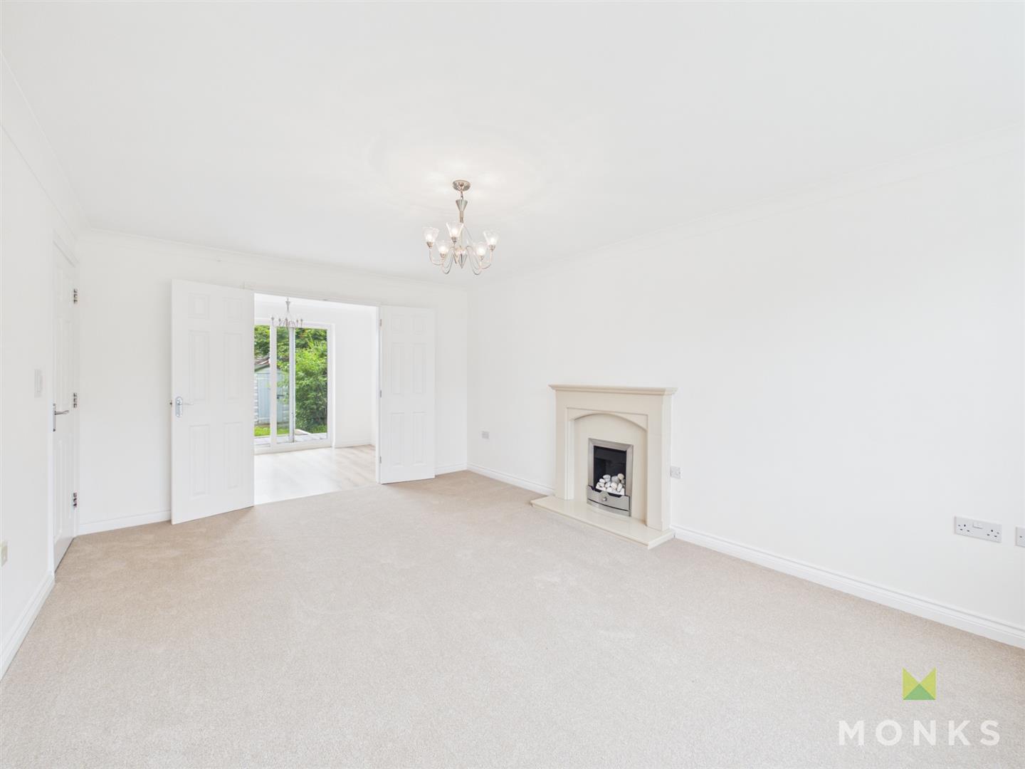 19 Milars Field, Oswestry, SY10 9PU For Sale